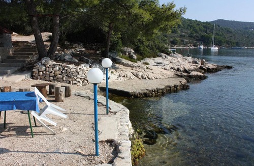 Maslinica Apartment | Family-friendly apartments with swimming pool Maslinica, Solta - 5180