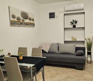 Martinski Apartment | Family-friendly apartments with swimming pool Sveti Martin, Central Istria - Sredisnja Istra - 23295