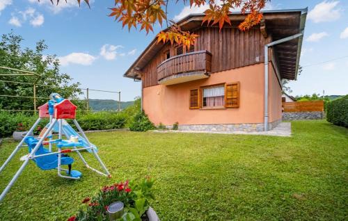 Jastrebarsko House | Family-friendly house with hot tub Dragovanscak, Prigorje - 22529