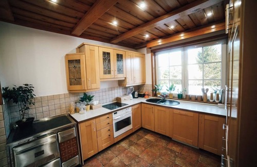 Ogulin House | Family-friendly house with hot tub Ribarići, Gorski kotar (K-24269)