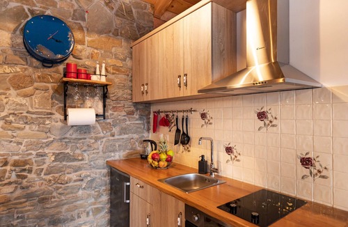 Lanisce House | Family-friendly house with hot tub Rašpor, Central Istria - Središnja Istra (K-21878)