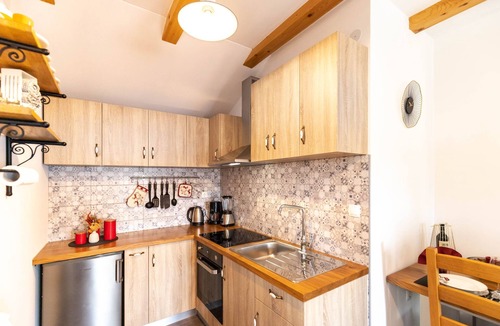 Lanisce House | Family-friendly house with hot tub Rašpor, Central Istria - Središnja Istra (K-21878)