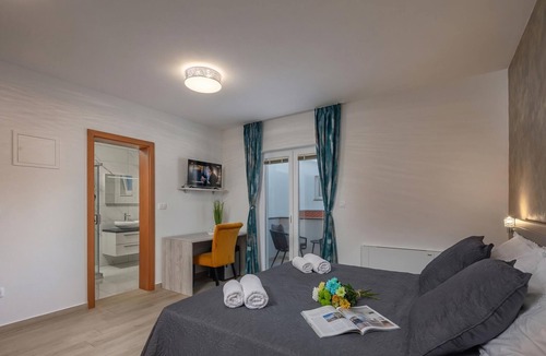 Stara Novalja Hotel | Family Resort Santa Maria II Room 202, Stara Novalja, Croatia
