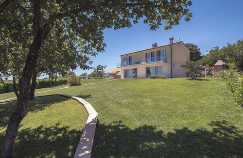 Peruski House | Fantastic finca with private infinity pool
