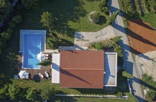 Rogocana House | Ferienvilla 'Breg' mit Whirlpool by Interhome