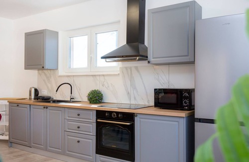 Topid House | Ferienvilla 'Villa Xenia by Interhome