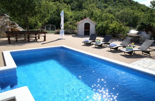 Sestanovac House | [First minute %] Authentic stone house with pool