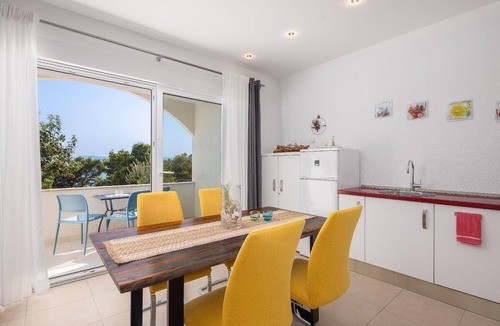 Marusici Apartment | Flat "Daria 4" with a view of the water