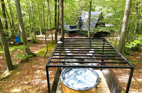 Ivanec House | Forest home with pool, jacuzzi and sauna for relaxing and fun