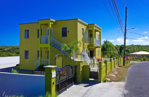 East End Village Condo | Fortune Estate East (Rental Car Available)