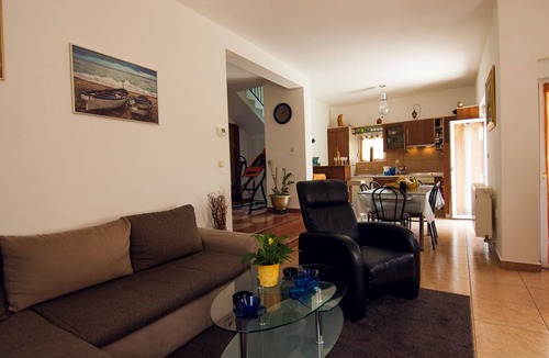 Viskovo House | Four Bedroom Holiday Home