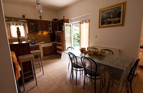 Viskovo House | Four Bedroom Holiday Home