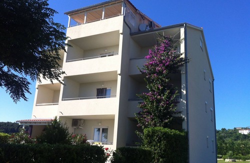 Ljubac Apartment | FROM 28.8.OFFERS,STUDIO,POOL,AIR CONDITIONING, FAMILIES,GROUPS,SEAVIEW,DISCOUNTS UP TO 55%