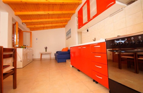 Vela Luka House | Getaway Beach House-One Bedroom Holiday Home with Terrace and Sea View