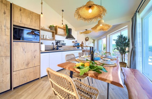 Vrbnik Villa | Goldfish villa direct from owner, heated pool, barbecue, sauna, bike-friendly