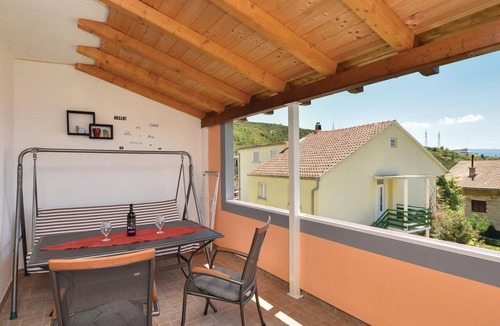 Dugi Rat Apartment | Gorgeous apartment in Dugi Rat