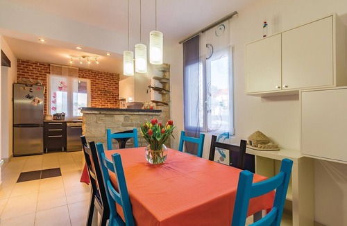 Kavran Apartment | Gorgeous apartment in Kavran with WiFi