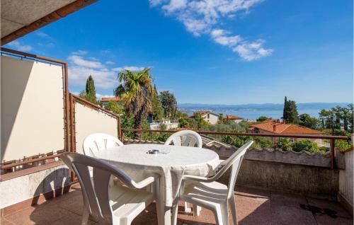 Ika Apartment | Gorgeous Apartment In Lovran