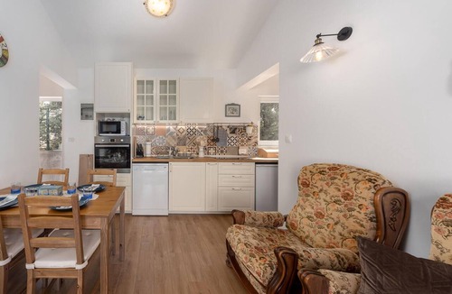 Smrika Apartment | Gorgeous apartment in Smrika with WiFi