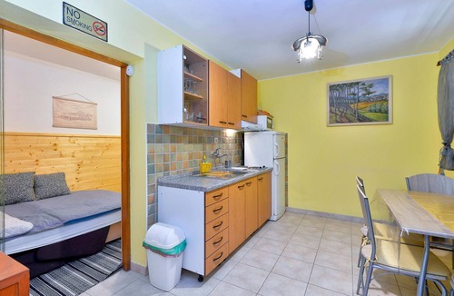 Krapinske Toplice House | Gorgeous home in Krapinske Toplice with WiFi