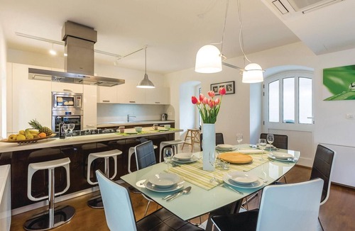 Crikvenica House | Gorgeous home in Bribir
