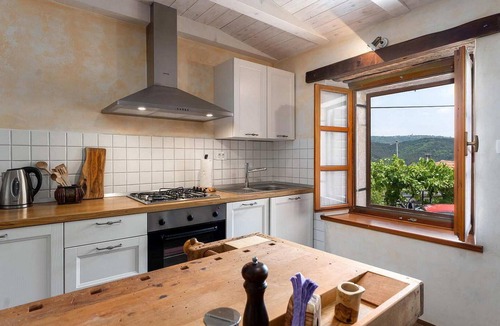 Buzet House | Gorgeous home in Buzet