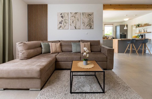 Salakovci House | Gorgeous home in Labin with WiFi