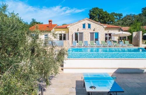 Medulin House | Gorgeous home in Medulin