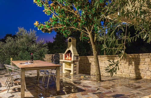Medulin House | Gorgeous home in Medulin