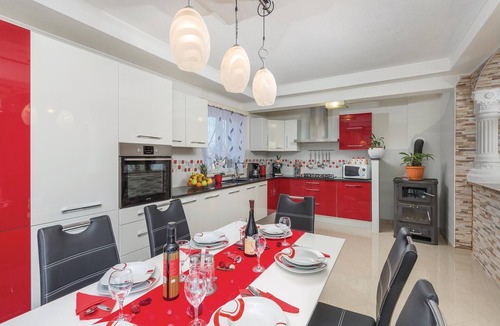 Sveta Nedelja House | Gorgeous home in Nedescina
