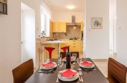Opatija House | Gorgeous home in Opatija with WiFi