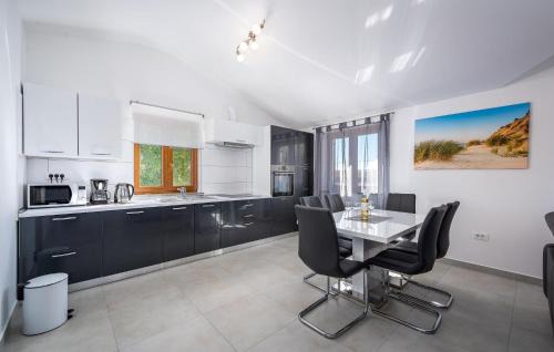 Lindar House | Gorgeous Home In Pazin With Private Swimming Pool, Can Be Inside Or Outside