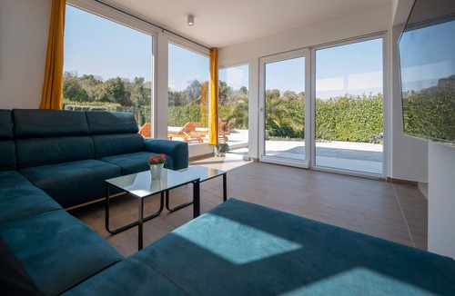 Vinkuran House | Gorgeous home in Pula