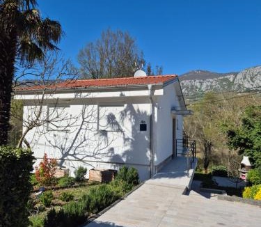 Tribalj House | Green Escape