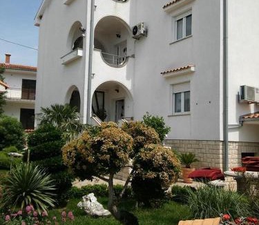 Povile House | Guest house Garfild 2