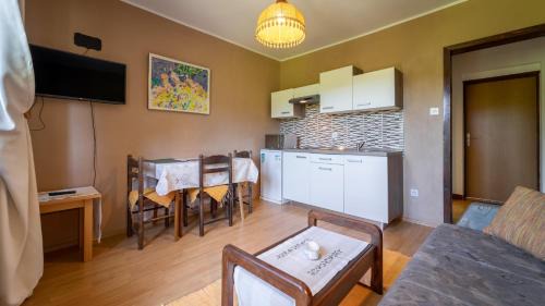 Crni Lug House | Guest House Raukar