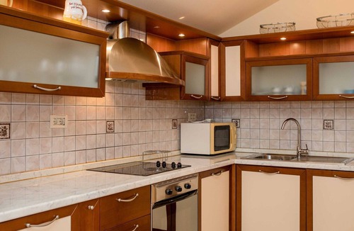 Rab Town Apartment | Guest House Villa Anggela - Two Bedroom Apartment with Balcony and Sea View