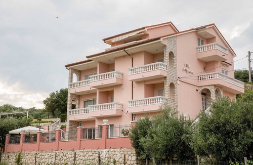 Rab Town Apartment | Guest House Villa Anggela - Comfort Triple room with Balcony and Sea View