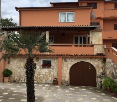 Supetarska Draga House | Guesthouse Tariba