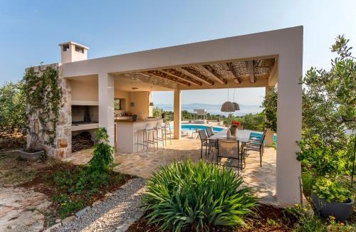 Grohote Villa | Hacienda Noa