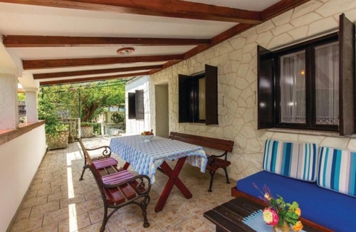 Drivenik Apartment | Half of the house in Tribalj with a private pool and a beautiful garden