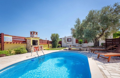 Muntic Villa | Haus Lilly in Muntić - Haus für 2-3 Personen