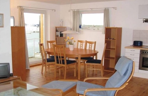 Ostvorpommern Boat Rental | Hausboot in Kroeslin am Bodden
