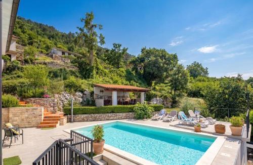 Poljane House | Hillside Villa Kvarner: Pool & Sea View - Happy Rentals