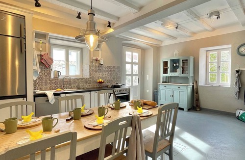 Betina House | Historic boat house with garden and two terraces