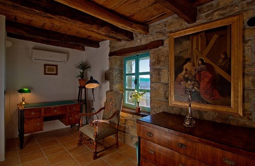 Motovun House | Historical House converted into 5-star Luxury Villa Mediterranean surroundings