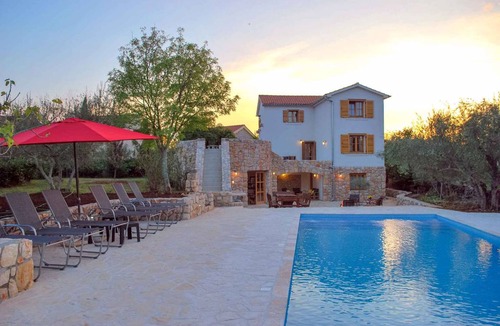 Sveti Ivan Dobrinjski House | Holiday home with airconditioning