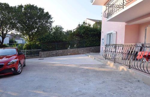 Kraljevica Apartment | Holiday apartment Think pink apartment 1