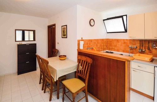 Pjescana Uvala Apartment | Holiday apartment 150 m from the beach