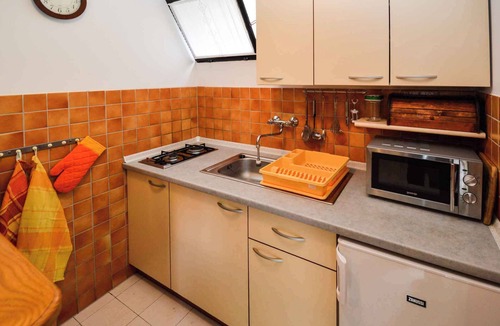 Pjescana Uvala Apartment | Holiday apartment 150 m from the beach
